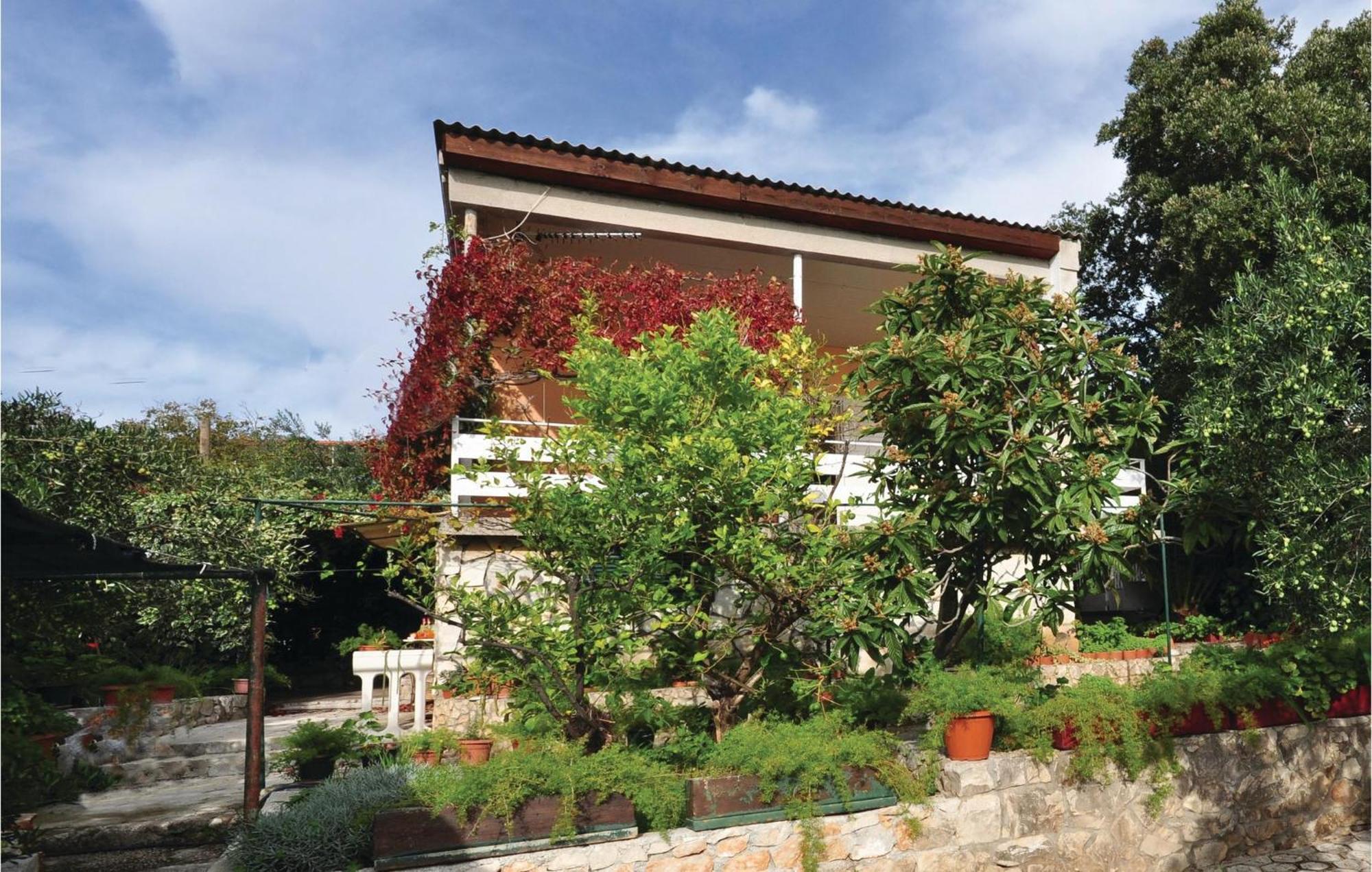 Awesome Home In Seget Vranjica With Wifi Esterno foto